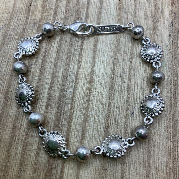 Napier Vintage Silver Tone Ball Disc Bracelet - Picture 3 of 5
